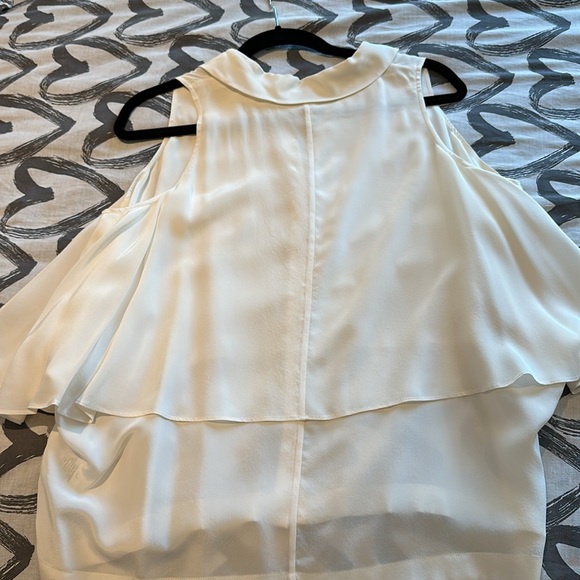 Designer  blouse. Excellent condition - Picture 4 of 4